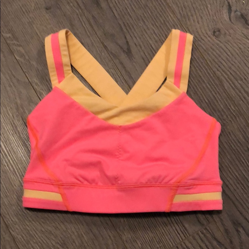 Lululemon sports bra